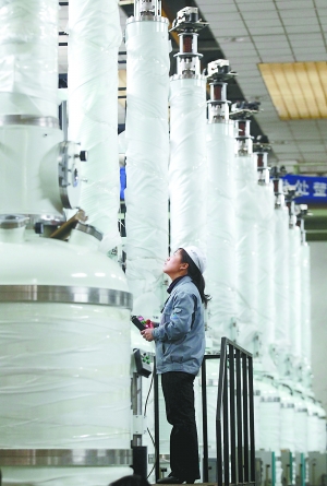 ͼΪ���Ǽ��ŵ���¯������