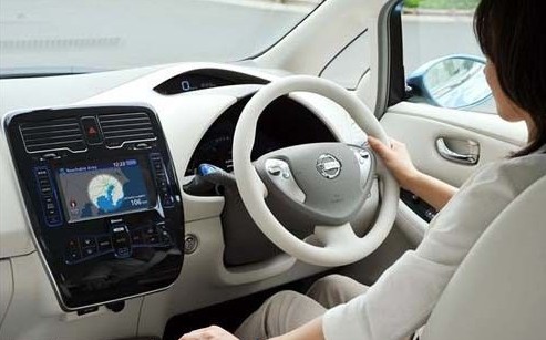 日产汽车公司年底推出大批量生产的电动汽车Leaf